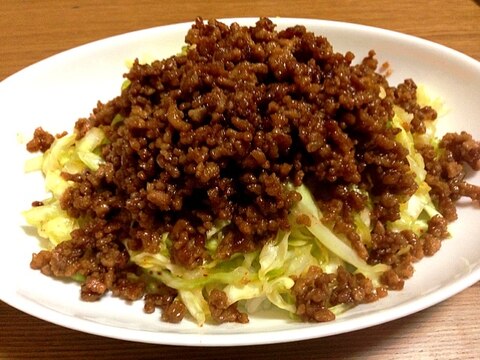 超簡単！キャベツナムルとそぼろのピリ辛丼